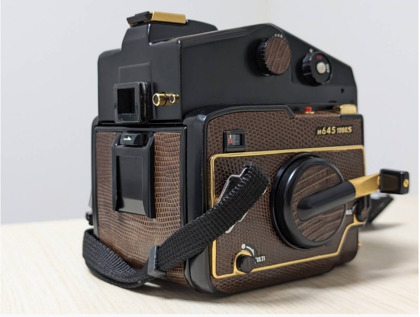 Mamiya M645 1000S Gold Lizard Limited Medium Format 6x4.5 Film